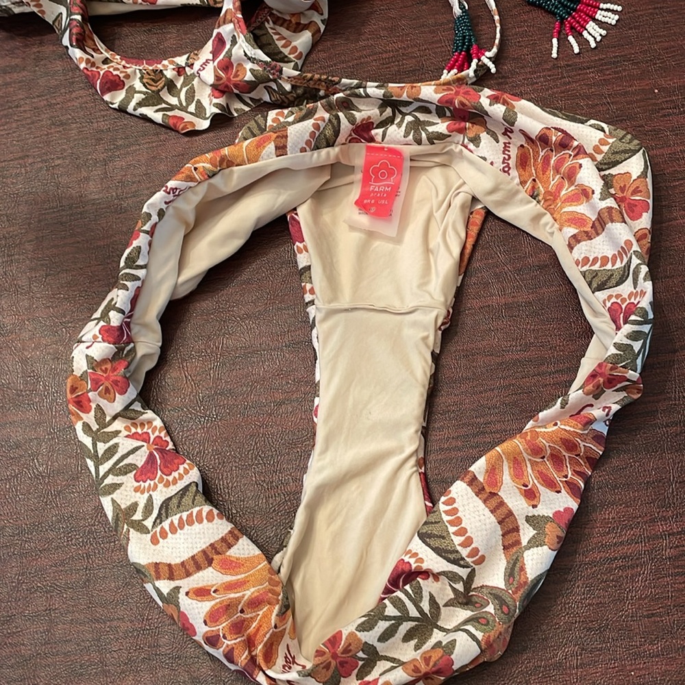 Floral Ruffle Bikini Set from Farm Rio - Picture 10 of 13